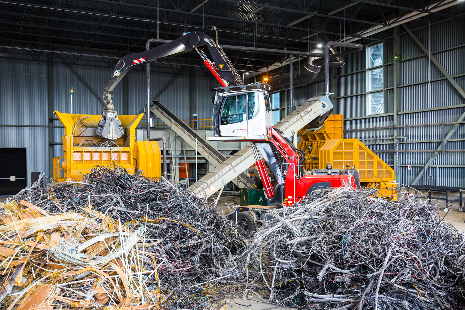 Machine pour le recyclage de cables cuivre et alu, broyeur cable