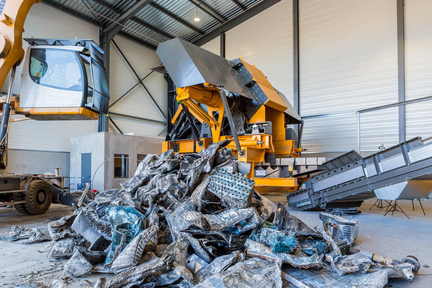 3T/H Scrap Metal Shredder Machine for Recycling Metal Wastes