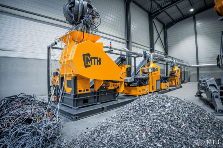 The MaX a compact wire chopping line for copper and aluminium cable