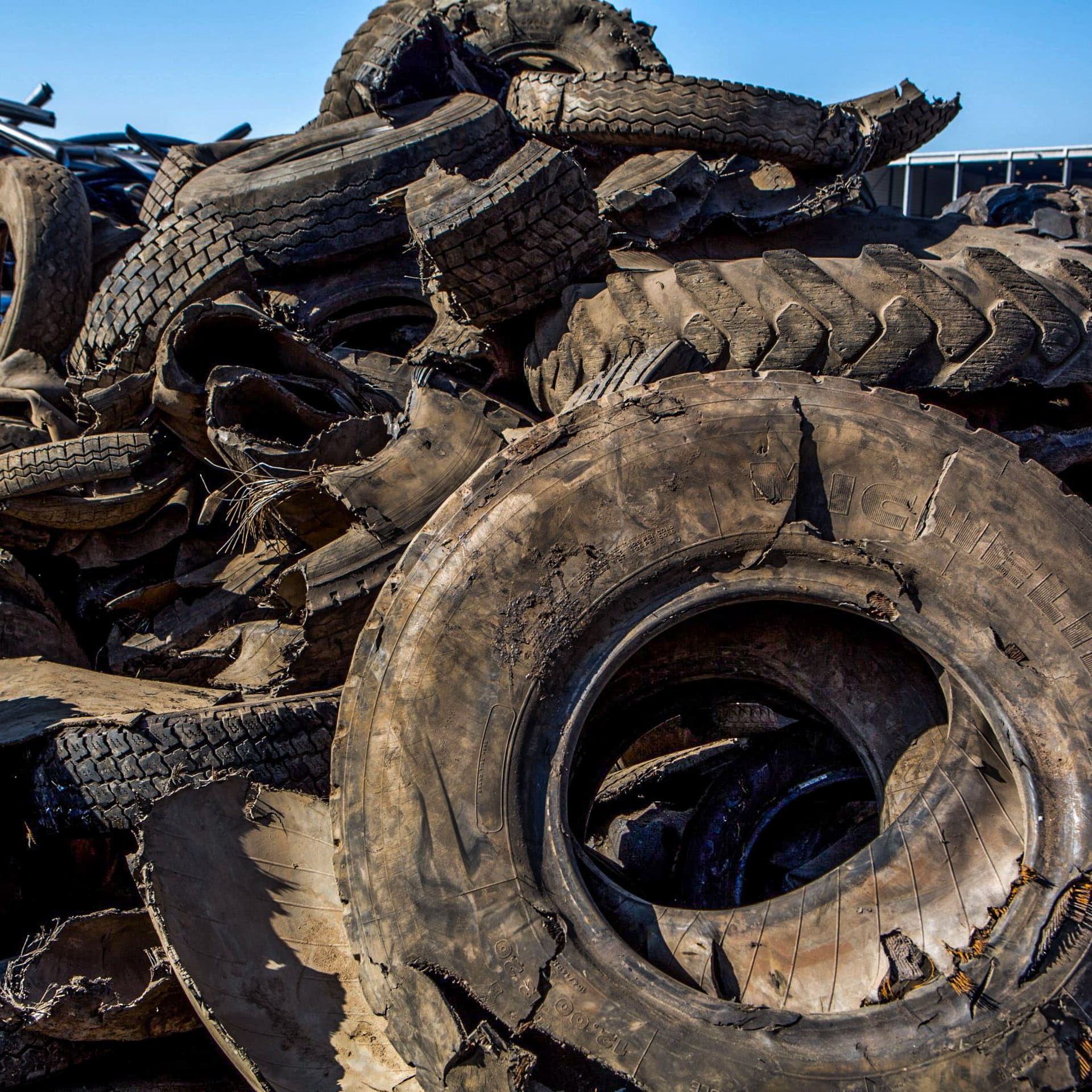 https://www.mtb-recycling.fr/wp-content/uploads/2024/06/mtb-group-pneus-1-1.jpg